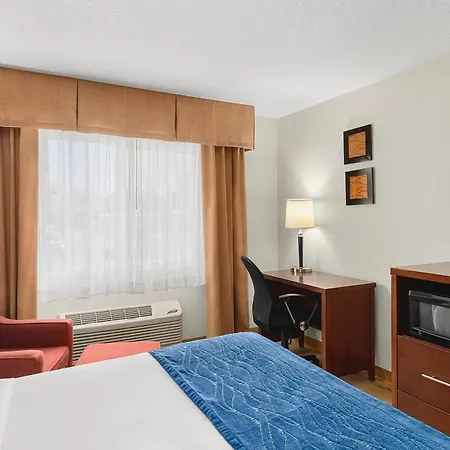 Comfort Inn & Suites Vancouver Downtown City Center Exterior photo