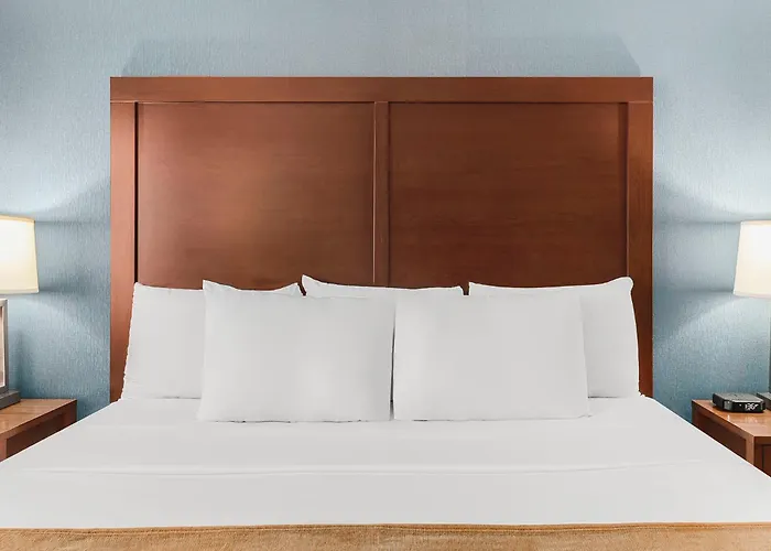 Comfort Inn & Suites Vancouver Downtown City Center