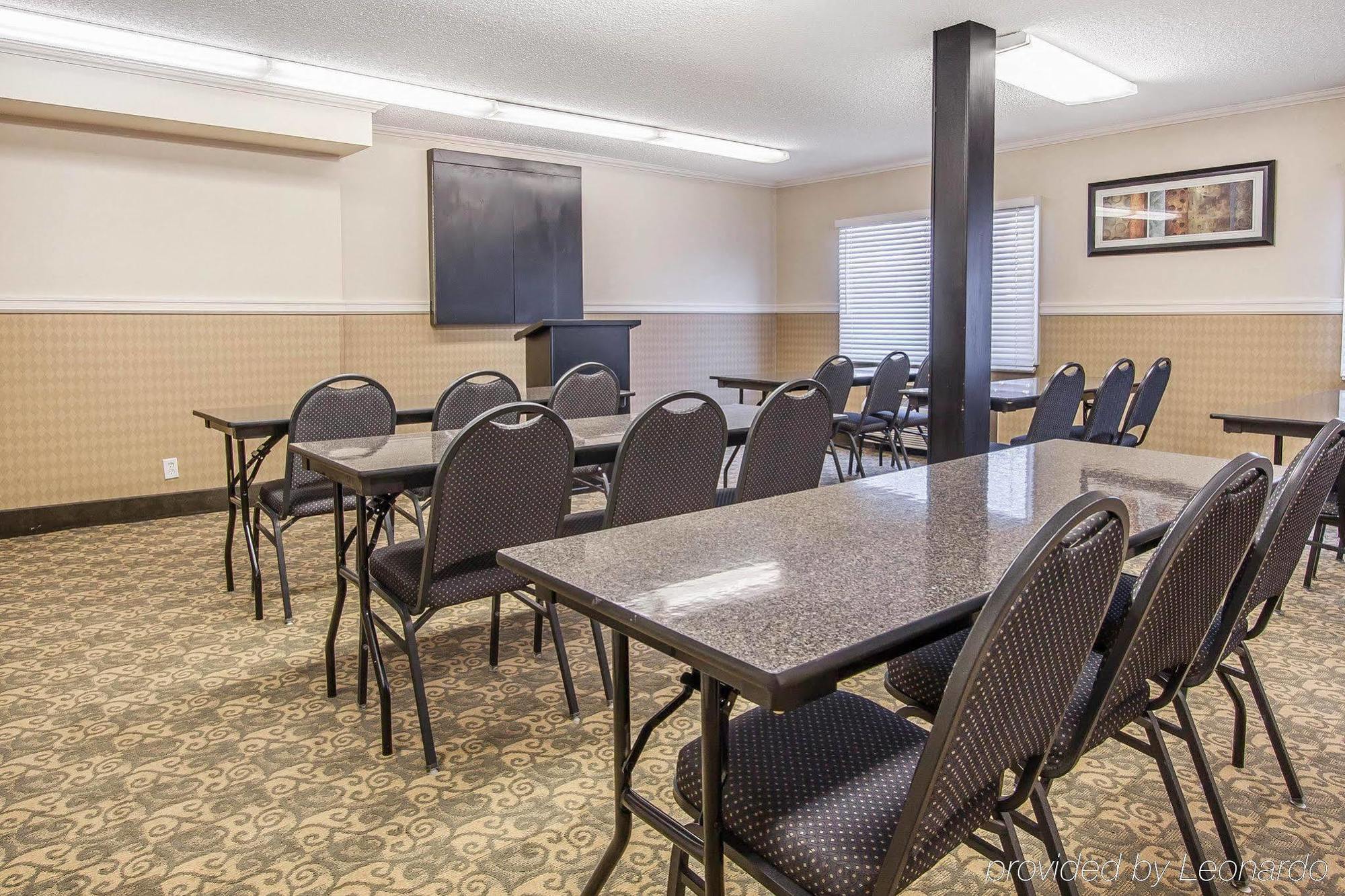 Comfort & Downtown Center 3*