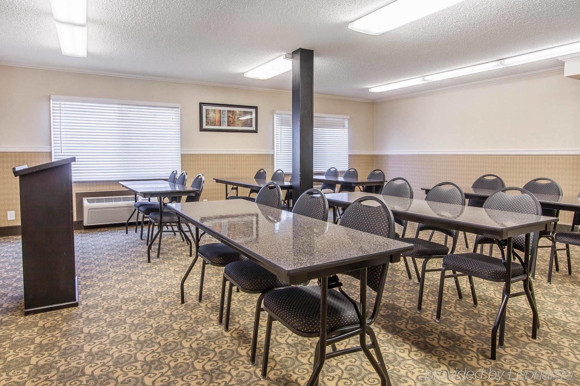 Comfort & Downtown Center Hotel